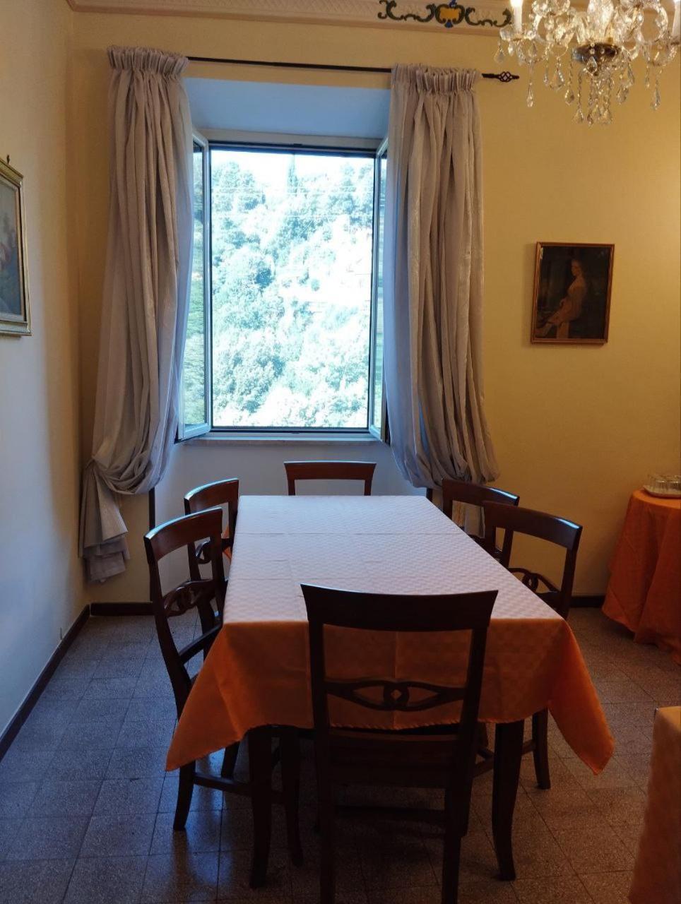 לינה וארוחת בוקר Villino Chelidonia סוביאקו מראה חיצוני תמונה